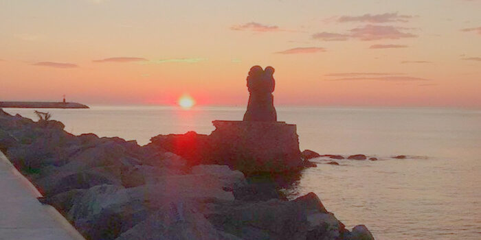 Versilia d’inverno: molo al tramonto